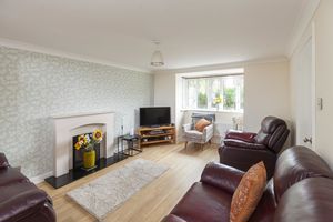 Sitting Room- click for photo gallery